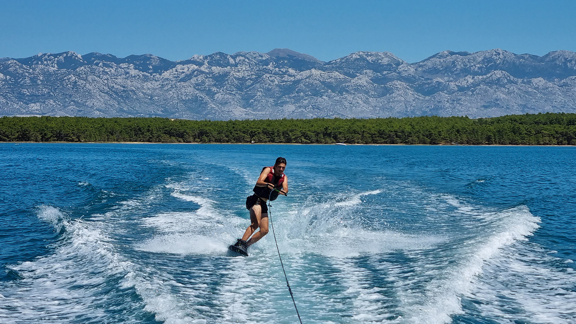 Blumax 19 Open & JOBE Wakeboard