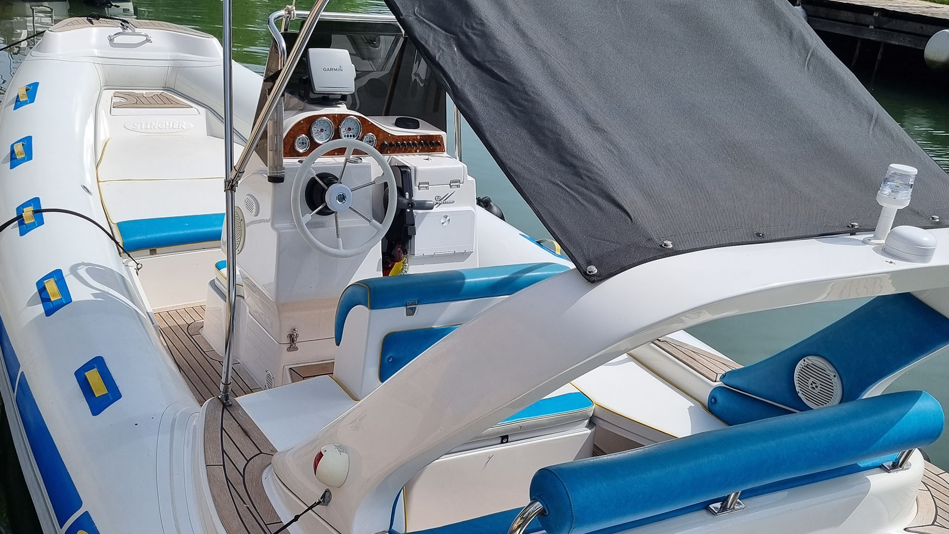 Stingher 606XS Bimini Stingher606XS_rear_view